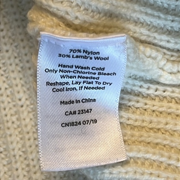 Talbots Plus 1X Cream Cable Knit Long Sweater LIKE NEW! - Picture 7 of 8